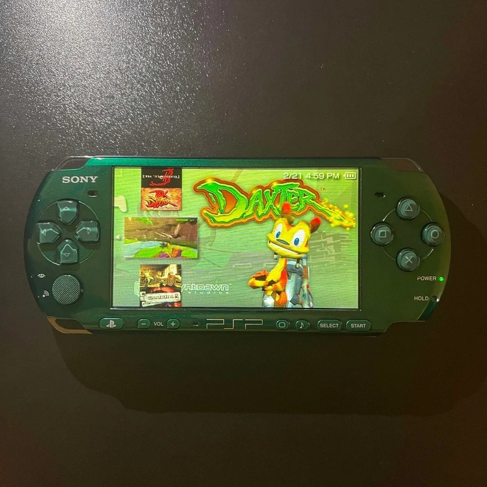 Sony Psp - Picture 10 of 10